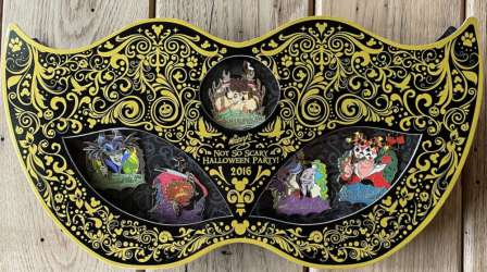 Mickey&#039;s Not So Scary Halloween Party (MNSSHP) 2016 - Gaston Boxed Set Completer - WDW