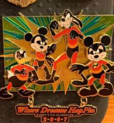 62550 - Where Dreams HapPin: Dream Roles Collection - The Incredibles Jumbo - Walt Disney World alternate image