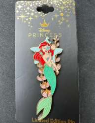 62582 - Pinapalooza Exclusives - Ariel Bubbles Gold Version - Disney Licensed alternate image