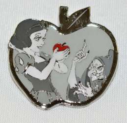 44261 - BoxLunch - Disney Princesses Grayscale Moments Mystery Collection - Snow White and Old Hag - Loungefly alternate image