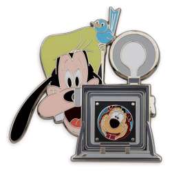 63274 - Disney100 Decades - 1950s - Hold That Pose - Goofy and Humphrey Bear alternate image