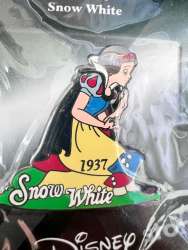 2329 - 100 Years of Dreams - Snow White (1937) - Disney Store US alternate image