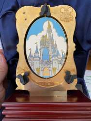63958 - Happiest Celebration on Earth - Gold Frame Cinderella Castle Spinner with Stand - Walt Disney World alternate image