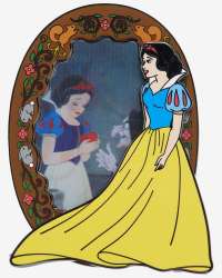 64014 - Collector Box Lenticular Princess Frames - Snow White - Loungefly alternate image