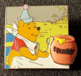 64039 - Disney’s Food-D’s Series - Winnie the Pooh and Hunny Pot alternate image