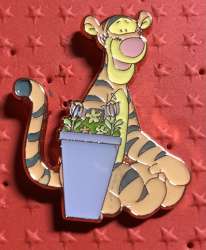 64049 - Winnie the Pooh Flowerpots Mystery Box - Tigger - Loungefly alternate image