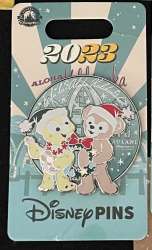 63091 - Aloha Kalikimaka - Duffy and Olu with Santa Hats - Disney Vacation Club alternate image