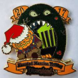 32753 - Haunted Mansion Holiday - PP - Man Eating Wreath - Disneyland Resort alternate image