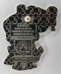 'DuckTales 2017 - Donald and Nephews Hugging - MLT'