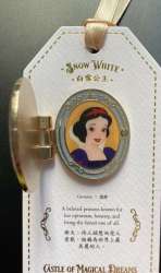 Castle of Magical Dreams 2021 - Princess Locket &amp; Bookmark Set - Snow White - HKDL