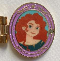 46619 - Castle of Magical Dreams 2021 - Princess Locket & Bookmark Set - Merida - Hong Kong Disneyland alternate image