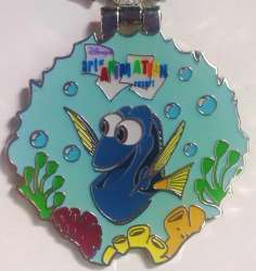 47033 - Resort Holiday Collection 2016: Jeweled Wreaths - Art of Animation - Dory - Walt Disney World alternate image