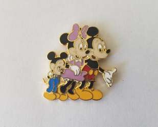 28623 - Cast Group Insurance Incentive - Mickey, Minnie and Mickey's Nephew - Walt Disney World alternate image