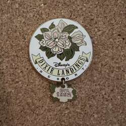 65501 - Walt Disney World Resort Hotels Est. Collection (2001) - Disney's Dixie Landings Resort Est. 1992 Dangle - Walt Disney World alternate image