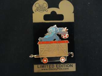 65730 - Gold Card Collection - Character Train - Stitch - Freight Car - Walt Disney World alternate image