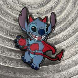 65926 - Loungefly - Stitch Halloween Blind Box V2 - Devil Stitch - Loungefly alternate image