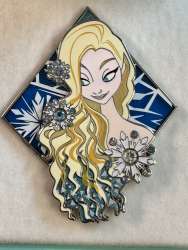 6600 - D23 Expo 2015 - Elsa Swarovski - Disney Fan Club alternate image