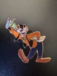 Goofy Tips His Hat (Error)