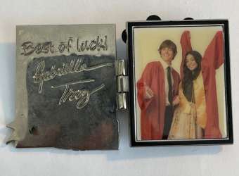 49322 - Disney's High School Musical 3: Senior Year - Opening Day (Yearbook) - Disneyland Resort alternate image