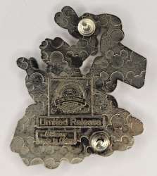 67122 - 1970s Mickey Mouse and Friends Mystery Collection - Angry Donald Tangled in 8-Track Tapes - Walt Disney World alternate image