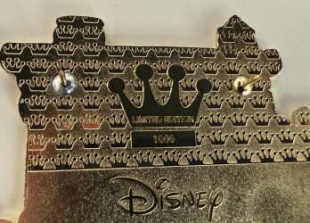 67277 - Loungefly - Collector Box - Winnie the Pooh Lenticular Fireplace - Loungefly alternate image