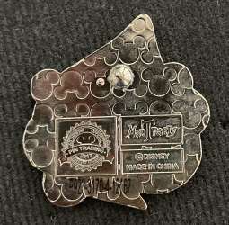 67396 - Mad T Party Mystery Pin Collection - White Queen - Disneyland Resort alternate image