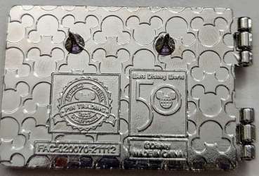 45102 - Walt Disney World 50th Anniversary Vault Collection - Tinker Bell Autograph Book Hinged Pin alternate image