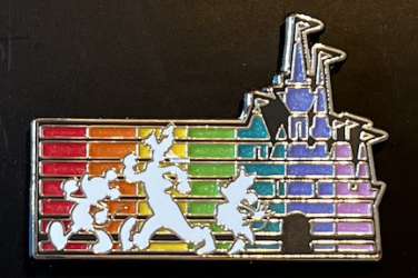 51934 - Pride Collection 2022 - Mickey Mouse and Friends alternate image