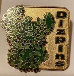Stitch Leaf Topiary Gold Badge.