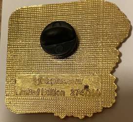 'Fantasy Pin Series: Dizpins - Stitch Leaf Topiary Gold Badge. - FSY'