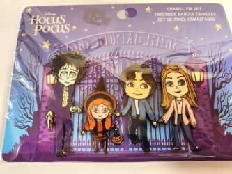 67864 - Hocus Pocus - Old Burial Hill Pin Set - Loungefly alternate image