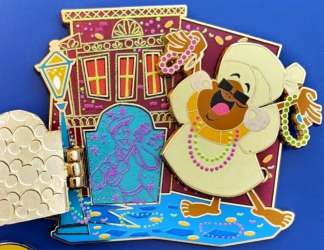 Disneyland Magic Collection - New Orleans Square Pin Set - DLR
