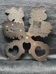 68341 - Pin of the Month - Featured Artist Series - Martha Widener - ''Smooch! Smack!'' - Mickey & Minnie Mouse - Disneyland Resort alternate image