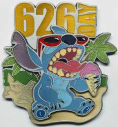 51746 - Lilo & Stitch - Stitch eating ice cream - Walt Disney World alternate image