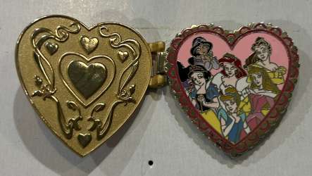 68595 - Hinged Princesses Heart alternate image