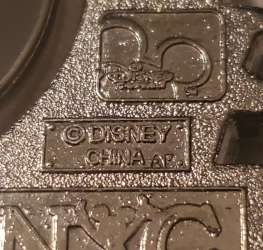 53172 - High School Musical - WOD NYC High School Musical 3: Senior YearOpening Day Spinner - Disney Licensed alternate image