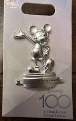 Grand Finale Mickey Statue