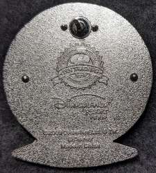 'Disney Characters as Star Wars - Stitch as Emperor Palpatine - Gold Lightning - DLP'