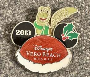 69342 - Resort Holiday Collection 2013: Ear Hats - Crush Vero Beach Resort - Disney Vacation Club alternate image