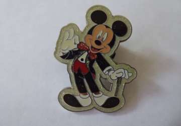 61909 - Hollywood Premier Formal Wear - Mickey tuxedo - Disneyland Resort alternate image