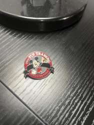 WDW Hidden Mickey Series 2008: Pin Trading Around the World - Red Pin Trading w/Black Banner - WDW