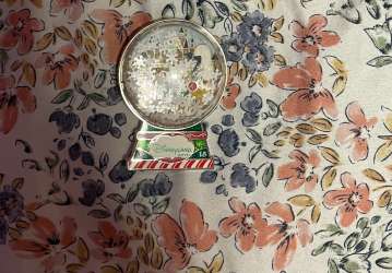 69969 - Gingerbread House Collection 2018 - Disneyland Hotel Snow Globe - Pluto - Disneyland Resort alternate image