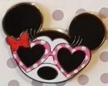 52610 - Mickey & Friends in Sunglasses - Minnie alternate image