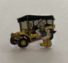 70425 - Main Street USA Area Vehicles - Donald Duck with Horseless Carriage - Disneyland Resort alternate image