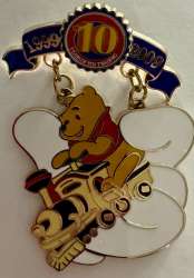 70477 - Disney Pin Trading 10th Anniversary: Decade of Magical Trades - Winnie the Pooh Riding A Train - Walt Disney World alternate image