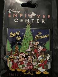 Light Up The Season - Mickey &amp; Friends - DEC