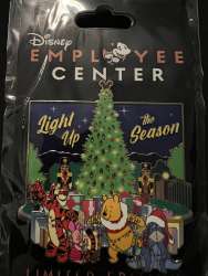 70569 - Light Up The Season Collection - Winnie the Pooh & Friends - Disney Employee Center alternate image
