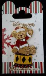 2898 - Noel 2014 - Santa Duffy Sitting on A Drum (Tambour) - Disneyland Resort Paris alternate image