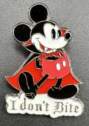 Mickey Mouse - &quot;I Don&#039;t Bite&quot; Vampire Mickey - MLT