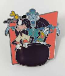 71660 - Play in the Park Mystery Collection - Goofy and Donald on Haunted Mansion Ride alternate image